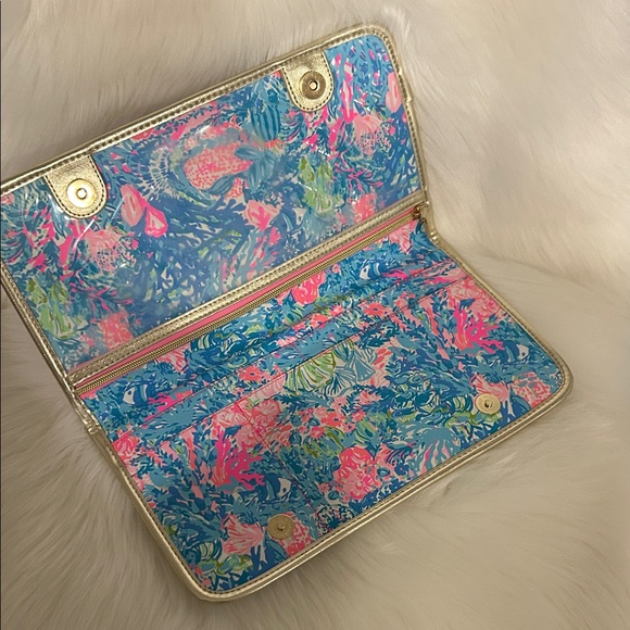 Lilly Pulitzer Blue and Pink Cosmetic Bag - Picture 2 of 4